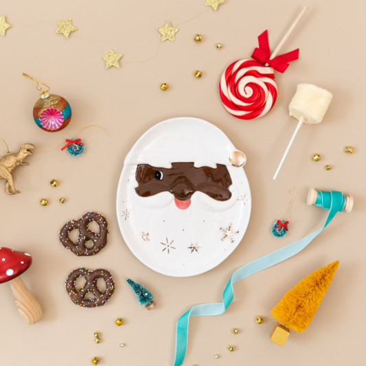 SALE Cocoa Santa Plate in Chocolate - Image 2
