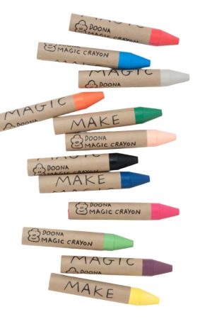 Doona's Magic Crayons