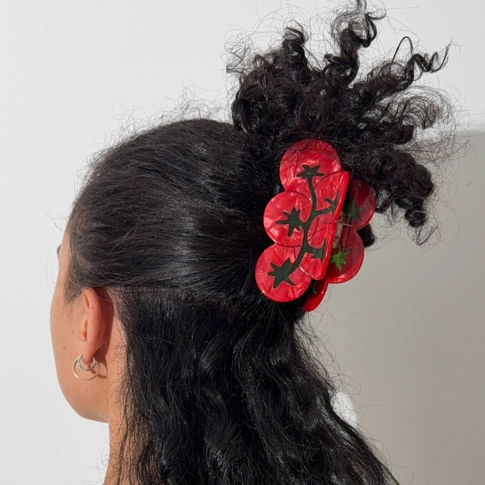 Large Tomatoes on the Vine Hair Claw Clip - Image 2