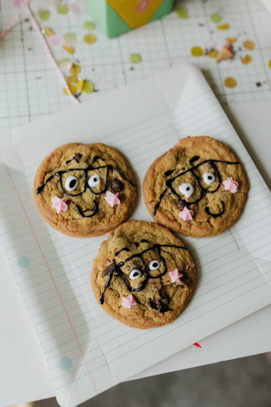 Notebook Paper Plates - Image 4