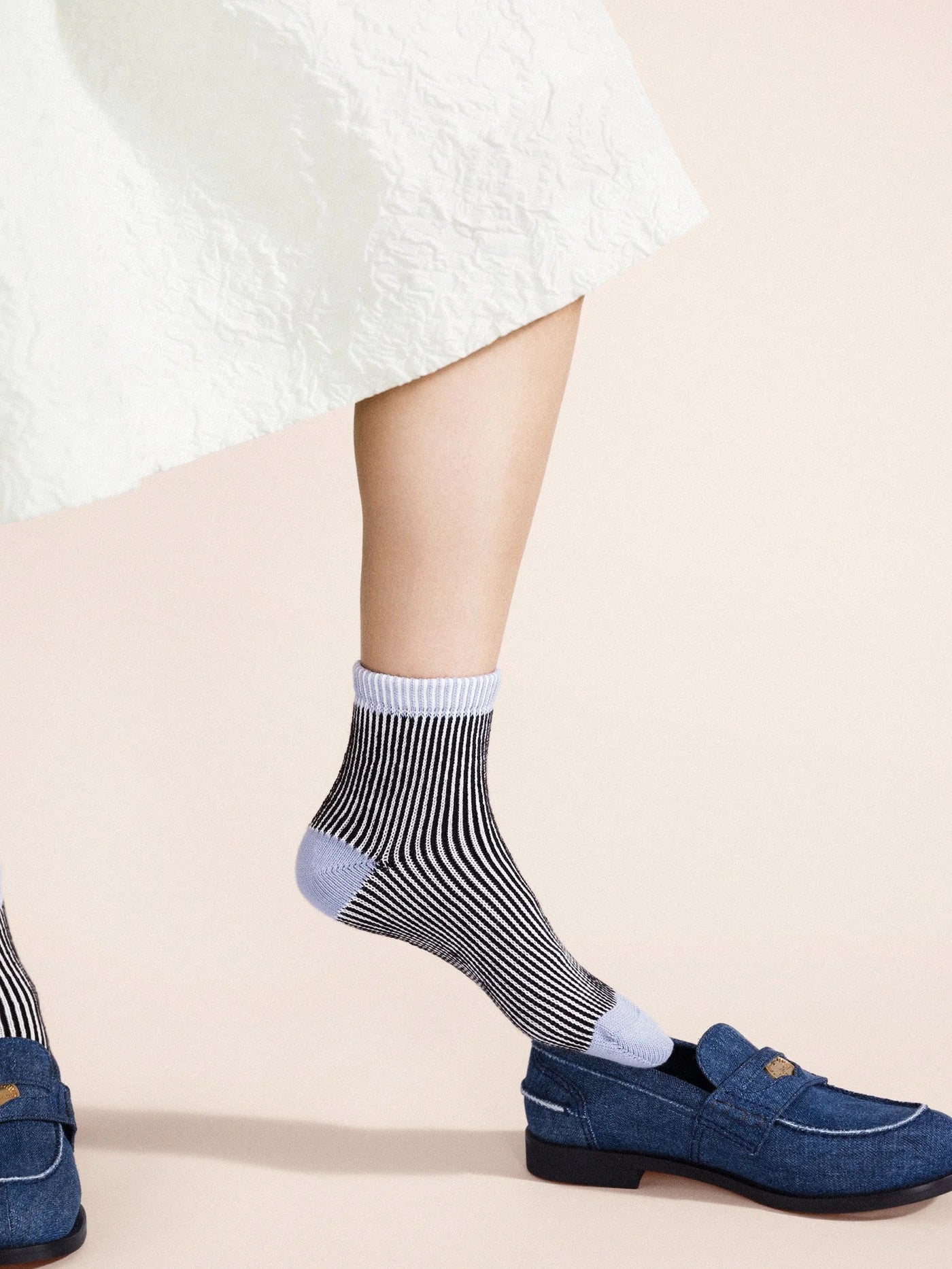Umbrella Short Crew Socks - Black - Image 4