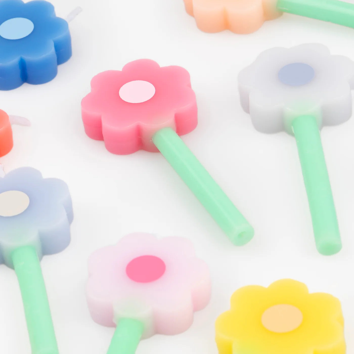 Rainbow Daisy Candles - Image 3
